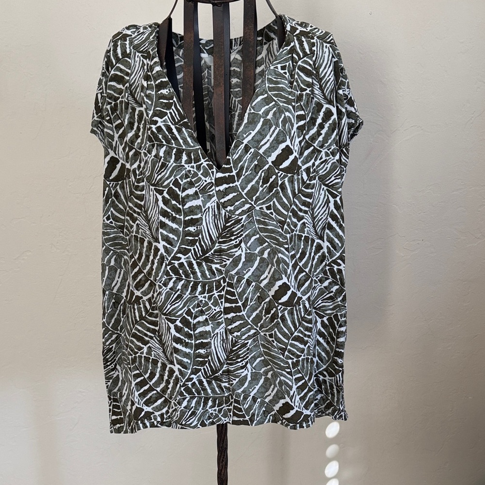 H&M Green Leaf Pattern Blouse